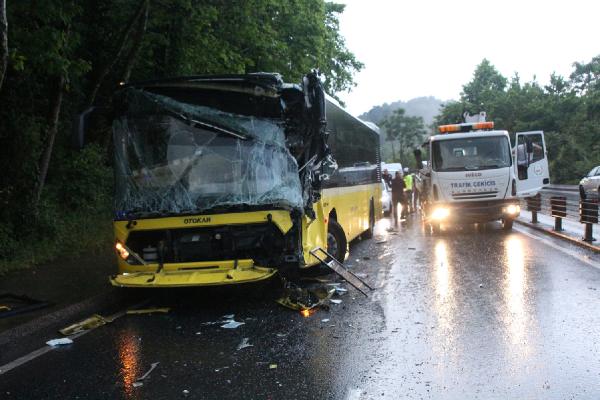 Sarıyer'de zincirleme trafik kazası: 2 yaralı