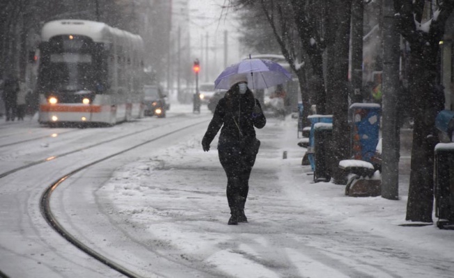 Eskişehir'de okullara kar engeli