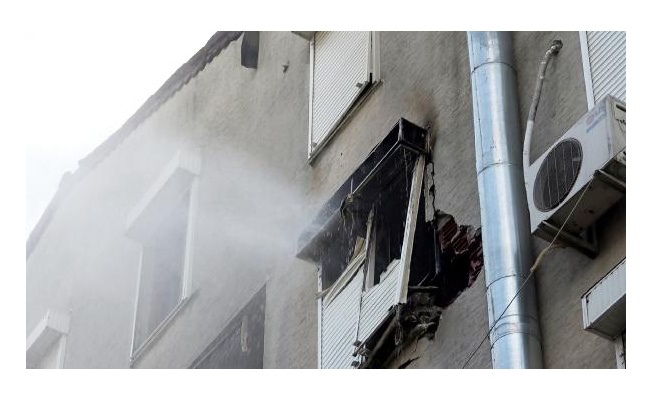 Antalya'da evde patlama ve yangın 