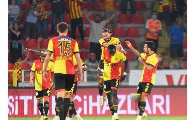 Göztepe - Medipol Başakşehir: 2-1