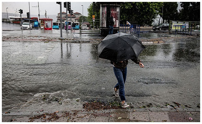 Meteoroloji'den İstanbul için kuvvetli yağış uyarısı