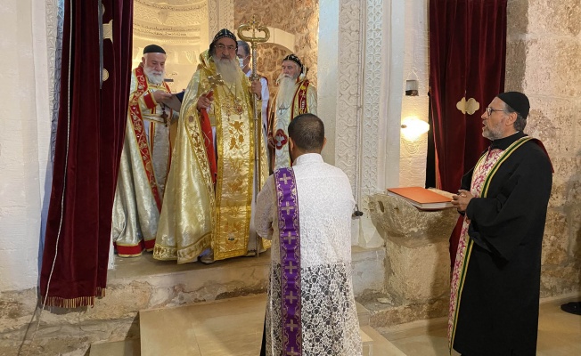 Midyat'ta Süryani cemaatinden 30 yıl sonra papaz töreni
