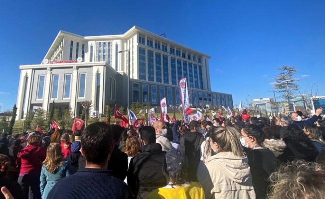 Ankara'da sağlık çalışanlarından 'zam hepimizin hakkı' eylemi