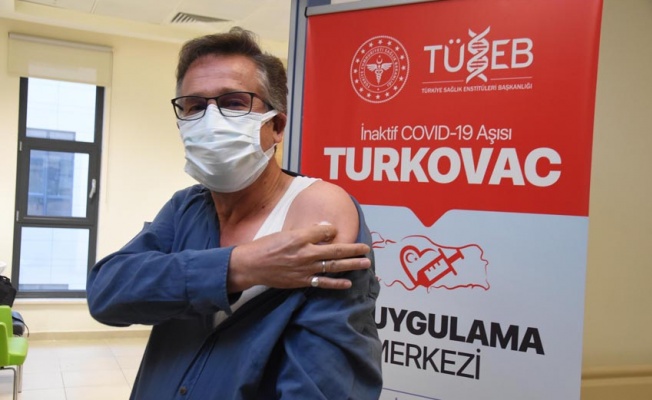 Eskişehir'de yerli aşı yoğunluğu; ilk aşısını Turkovac oldu