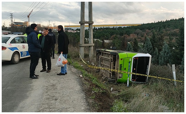 Kocaeli'de halk otobüsü devrildi: 7 yaralı