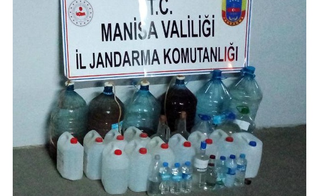 Manisa'da 160 litre sahte içki ele geçirildi
