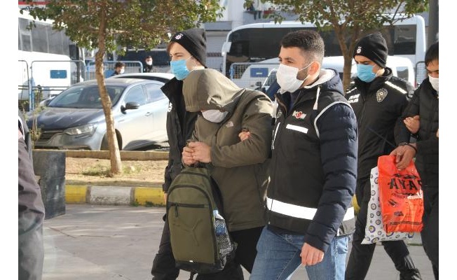 Habur’da 'rüşvet' operasyonunda 16 tutuklama