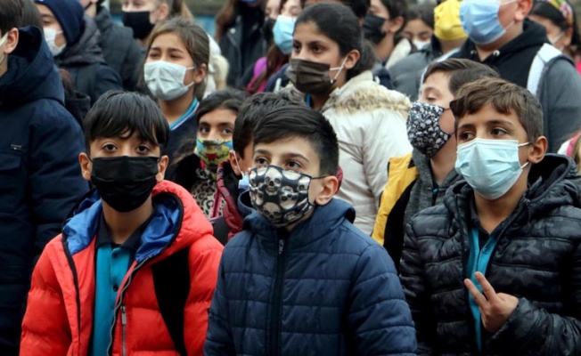 Okullarda 'figürlü maske' tehlikesi