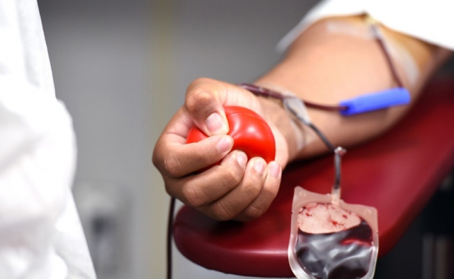 Kanada, eşcinsel erkeklere uygulanan kan bağışı yasağını kaldırdı