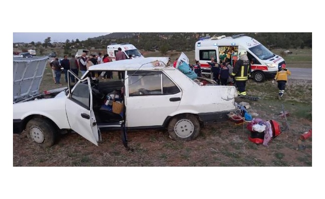 Şarampole devrilen otomobildeki 1 kişi öldü, 5 kişi yaralandı