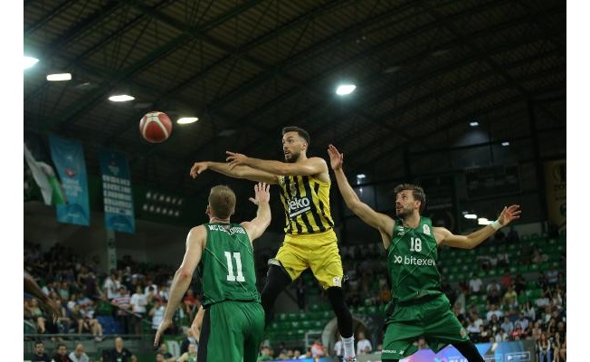 Fenerbahçe Beko, Basketbol Süper Ligi’nde finale yükseldi