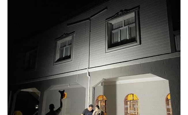 AK Parti'li Akay'ın evine uzun namlulu silahla ateş açıldı 