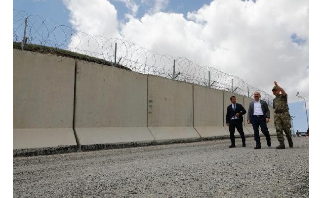 Türkiye-İran sınırı, 'Entegre Sınır Güvenlik Sistemleri' ile korunuyor