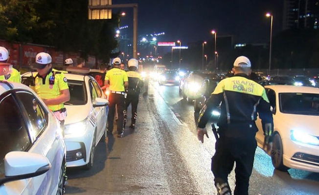 İstanbul'da abart egzoz kullanan sürücülere ceza kesildi