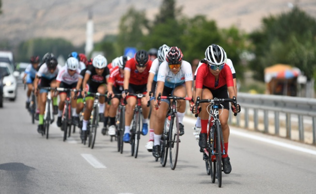 Bisiklet puanlı yol yarışları 6'ncı etabı Tokat'ta başladı