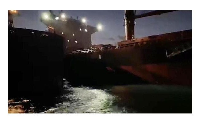 İstanbul'da sürüklenen gemi, erzak ikmali yapan gemiye çarptı