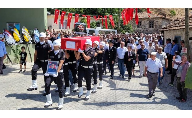 Mardin'deki kazada şehit olan polis, Çanakkale'de son yolculuğa uğurlandı