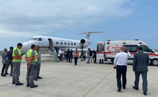 Rize'deki kazada yaralanan 8 kişi, ambulans uçakla ülkelerine götürüldü