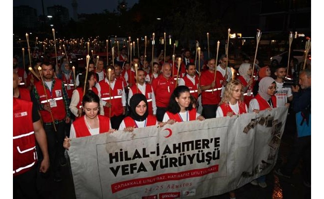 Türk Kızılay’ından Hilal-i Ahmer’e Vefa Yürüyüşü