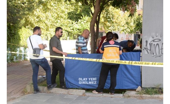 Diyarbakır'da parkta silahla vurulmuş erkek cesedi bulundu