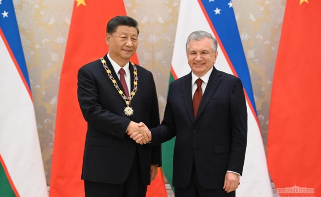 Özbekistan’dan Çin liderine ‘Üst Düzey Dostluk Nişanı’ verildi