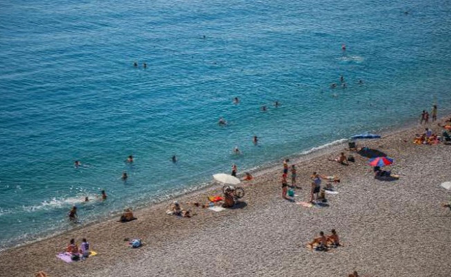 Antalya'da 83 yılın ekim ayı sıcaklık rekoru kırıldı