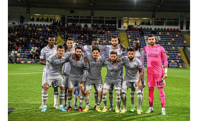 RFS - İstanbul Başakşehir: 0-0