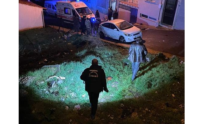 İzmir'de evde otururken mermi isabet eden genç hayatını kaybetti