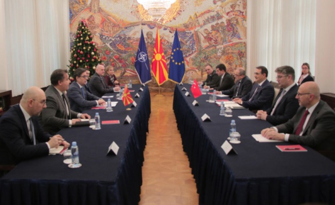 Kuzey Makedonya Cumhurbaşkanı Pendarovski, Bakan Dönmez'i kabul etti