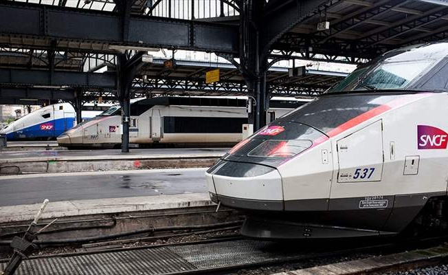 Paris'te Gare de l'Est garında tren seferleri tüm gün iptal edildi