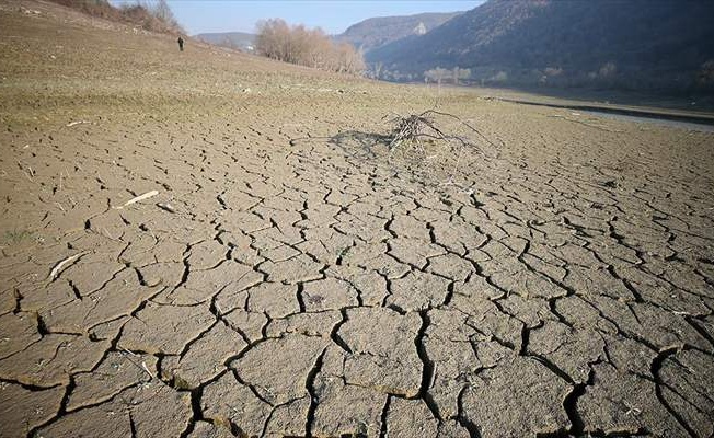 Yağış azlığı Hasanlar Barajı'nda su seviyesini düşürdü