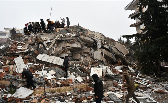 Lübnan: Deprem nedeniyle Türkiye'ye arama kurtarma ekipleri gönderebiliriz