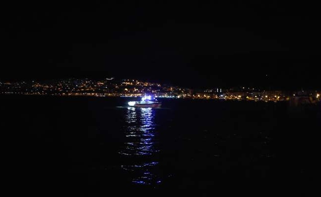 Bursa'da balıkçı teknesinin alabora olması nedeniyle kaybolan kişi aranıyor