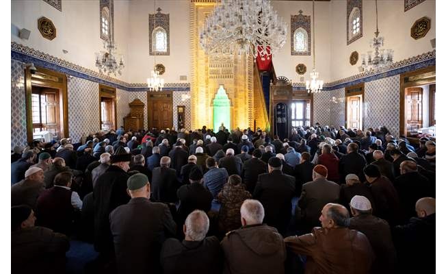 Hacı Bayram-ı Veli Camisi'nde depremde hayatını kaybedenler için mevlit okundu