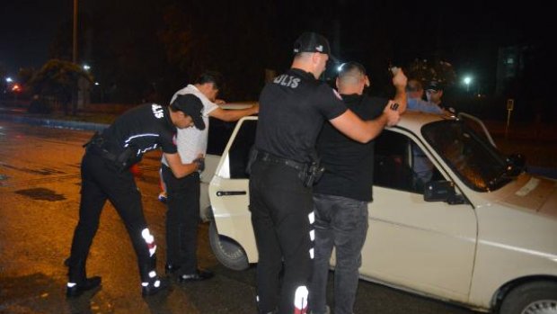 Adana'da 2 bin 650 polisle 'Adana Huzur ve Güven' uygulaması