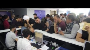 Göçmenlere Avrupa#039;da iş fırsatı sunan ofiste başvuru yoğunluğu